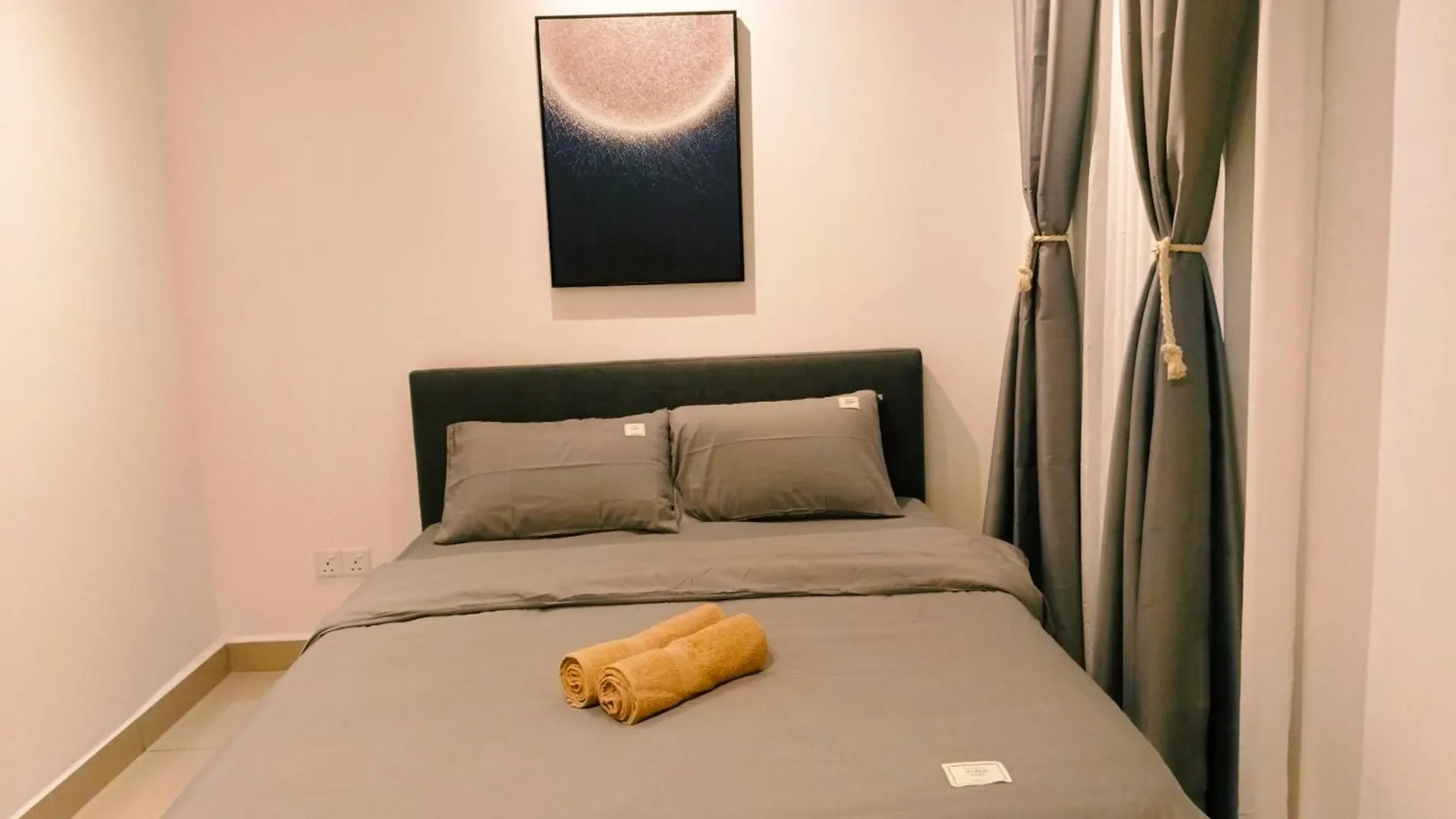 Apartment Kulai D'Putra Suites Beside Ioimall Near Airport And Jpo