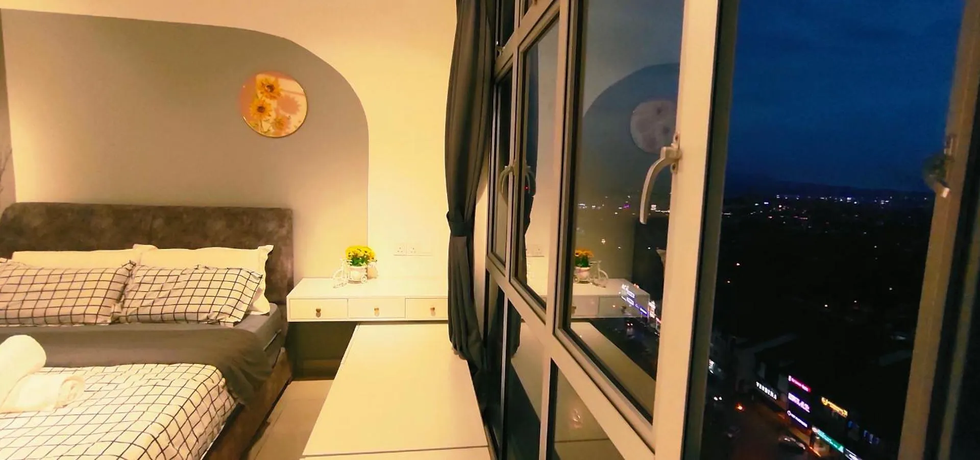 Apartment Kulai D'Putra Suites Beside Ioimall Near Airport And Jpo